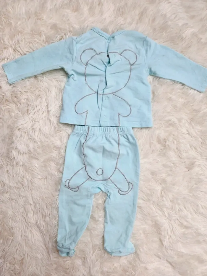 Pyjama 6 mois - photo numéro 3