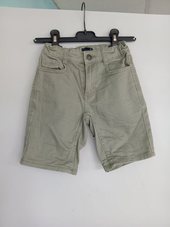Short 6 ans