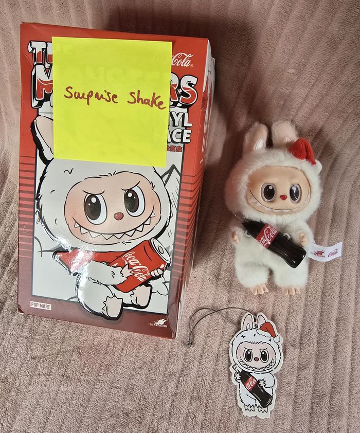 Peluche Popmart labubu coca cola - photo numéro 6