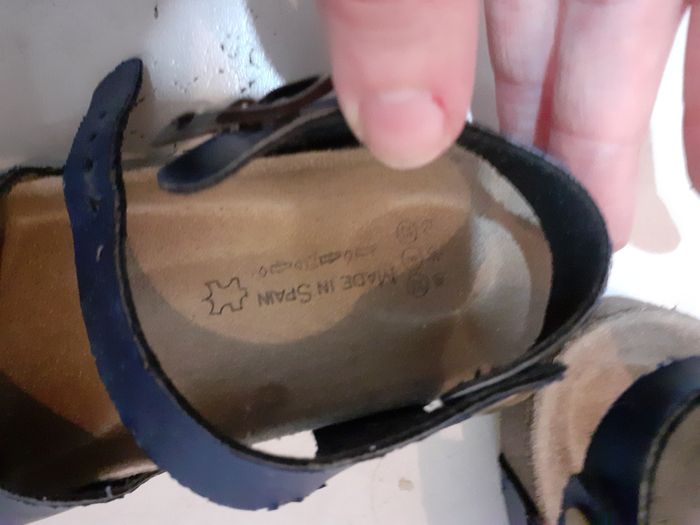 Sandales garçon taille 25 - photo numéro 4