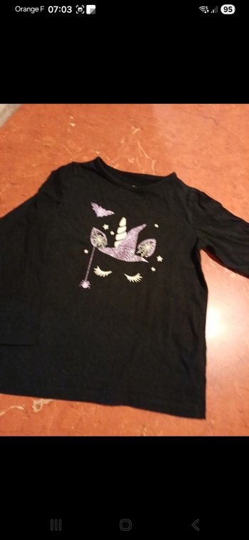 T.shirt fille taille 4 ans
