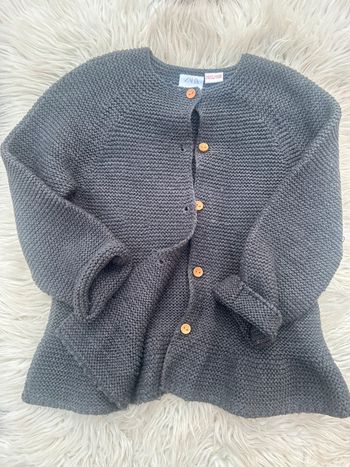Fille 👧🏻 Gilet en maille gris zara taille 5/6 ans