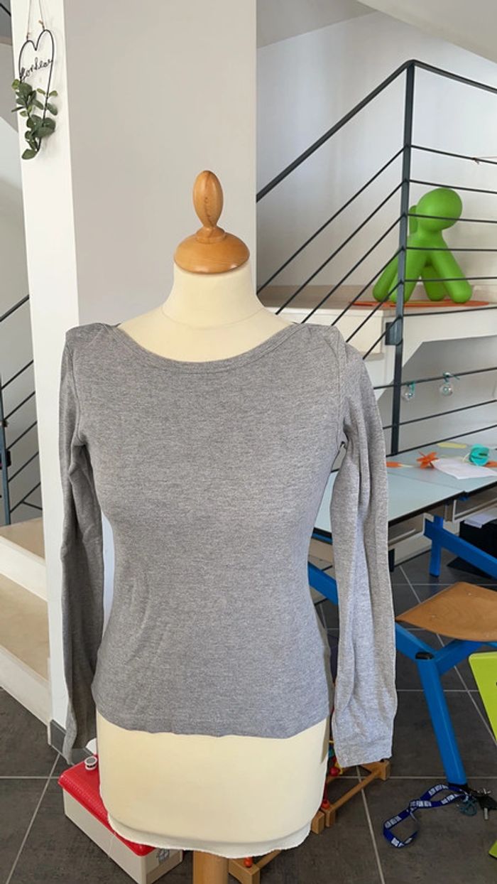 Tee shirt h et m gris