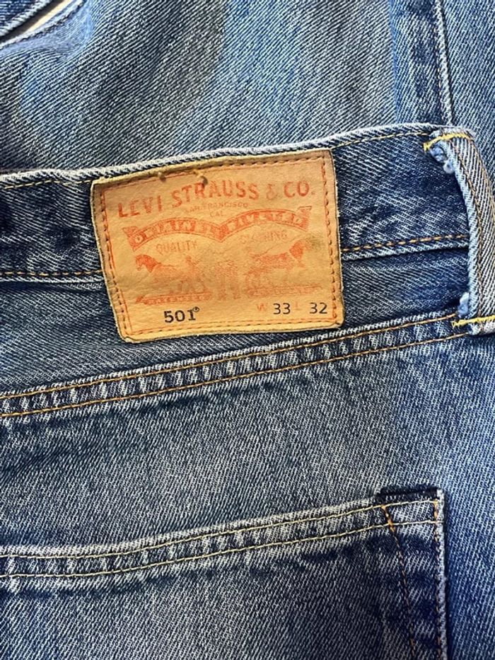 Jean Levi’s 501 bleu coupe droite taille W33 L32 - photo numéro 5