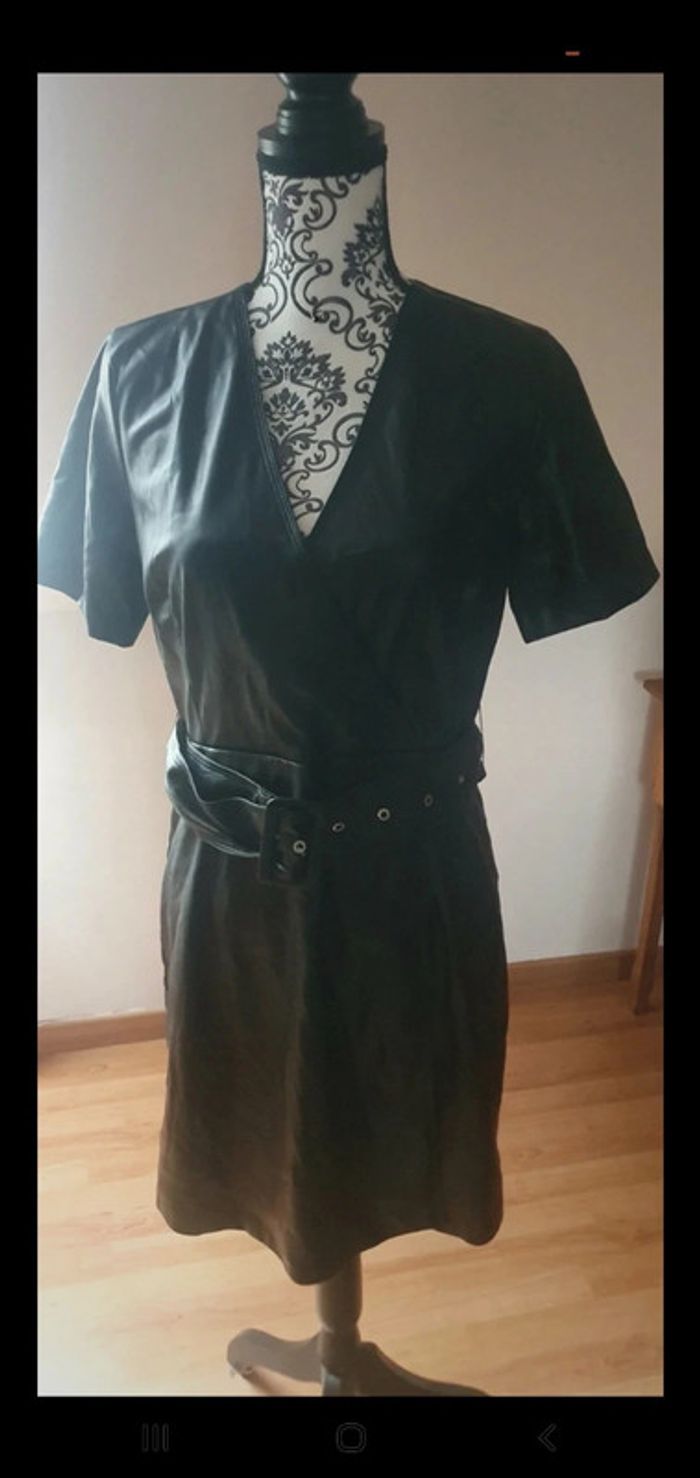 Robe noir