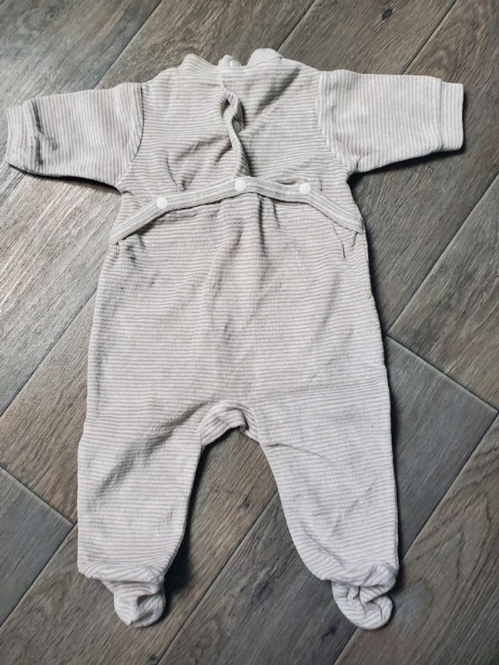 Pyjama velours taille 1 mois bon état - photo numéro 2
