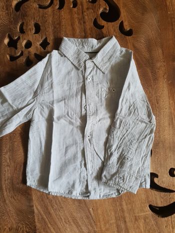 Chemise, 24 mois.