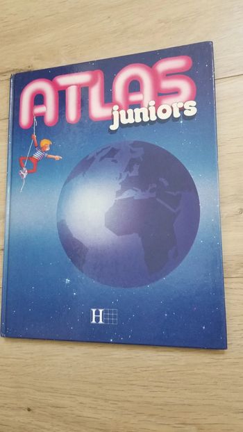 Atlas Juniors Hachette