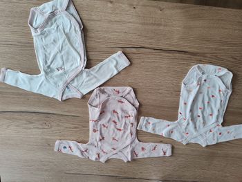 Lot de 3 bodys fille  petit bateau