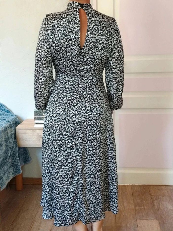 Robe fleurie   -  Camaïeu  - 36  -  Comme Neuve - photo numéro 4