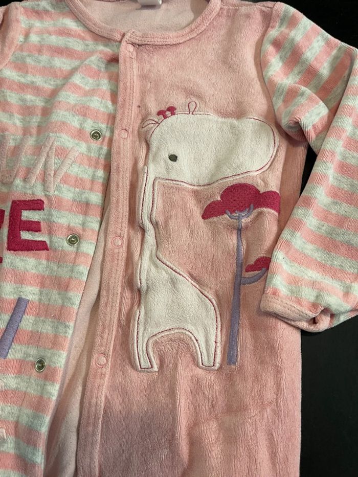 Pyjamas velours 36 mois - photo numéro 2