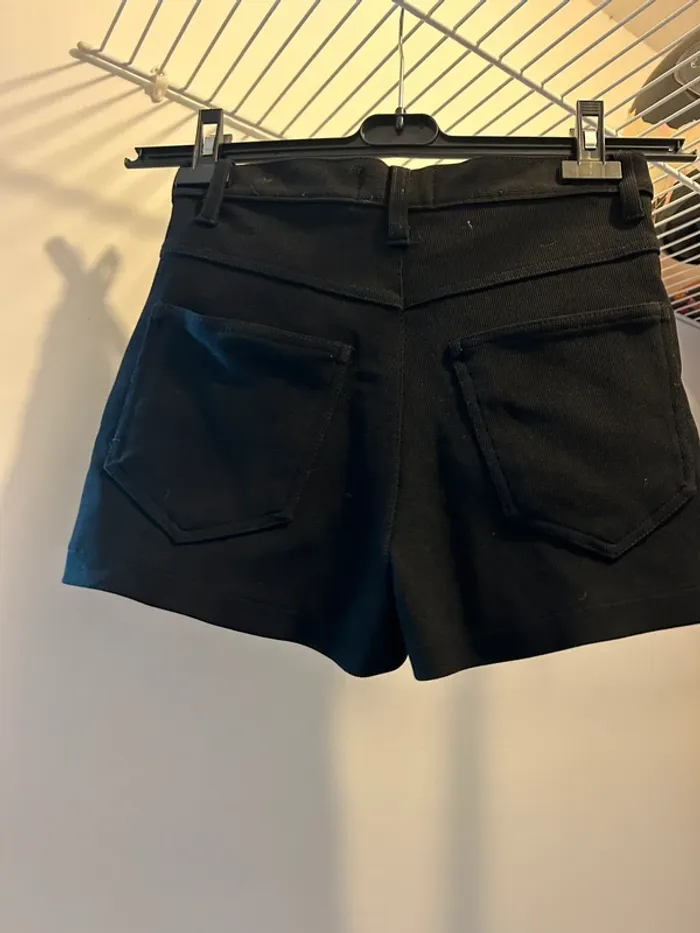 Short taille haute - photo numéro 2