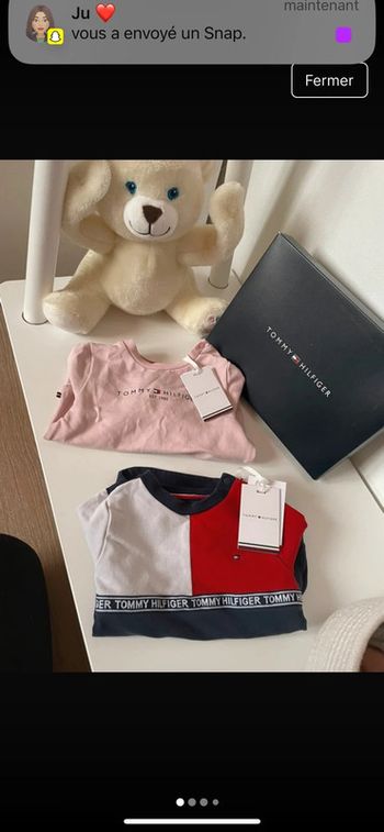 Pull / Robe Tommy Hilfiger 6 mois