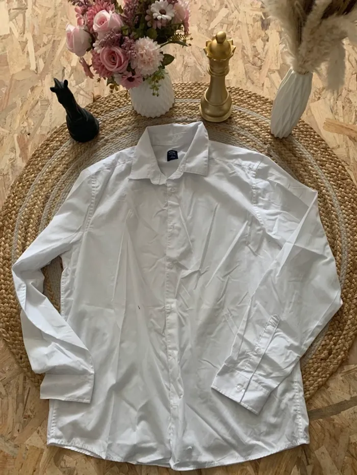 Chemise blanche - photo numéro 2