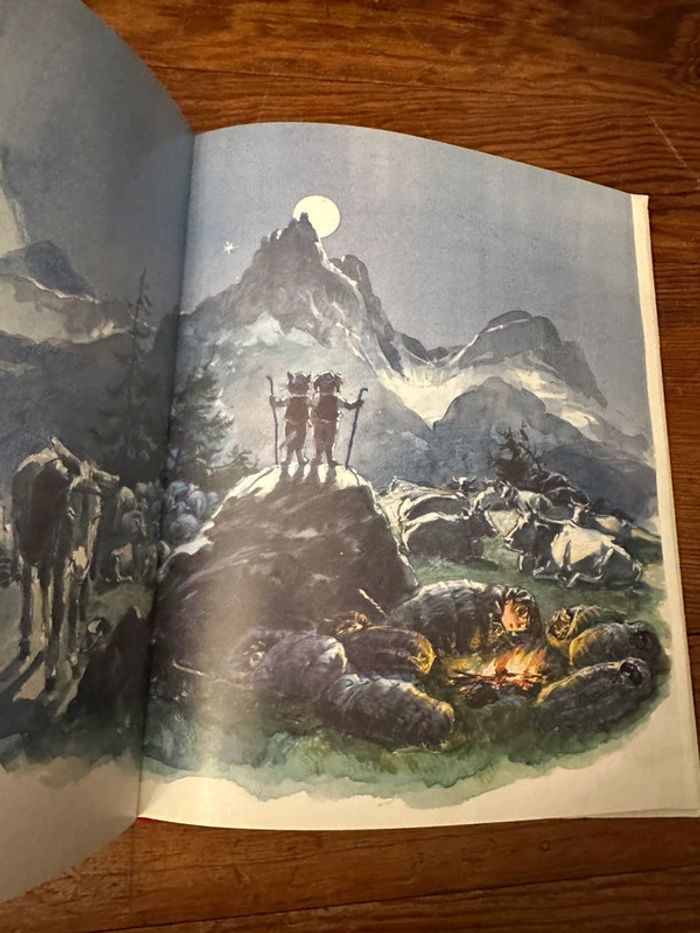 Livre bd album rouge Caroline dans les Alpages édition limitée - photo numéro 7