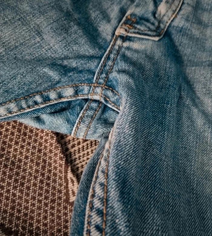 Jeans effet délavé et troués taille 48FR - photo numéro 8