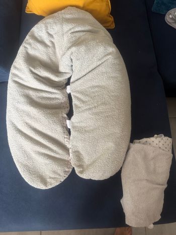 Coussin allaitement grossesse avec. 2 housses