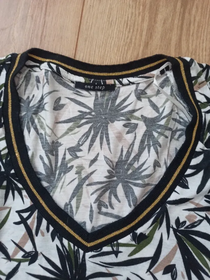 Tee-shirt - photo numéro 2