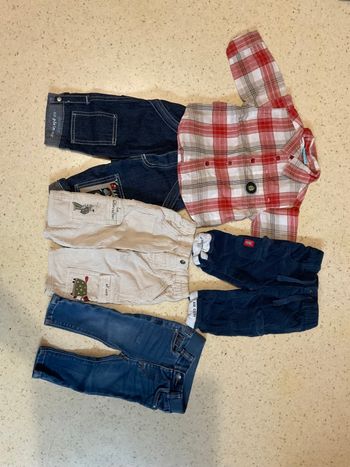 Lot vêtements garçon 6 mois, Pantalon et chemise.