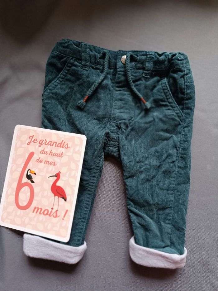 Pantalon velours vert 🦕 Taille 6 mois