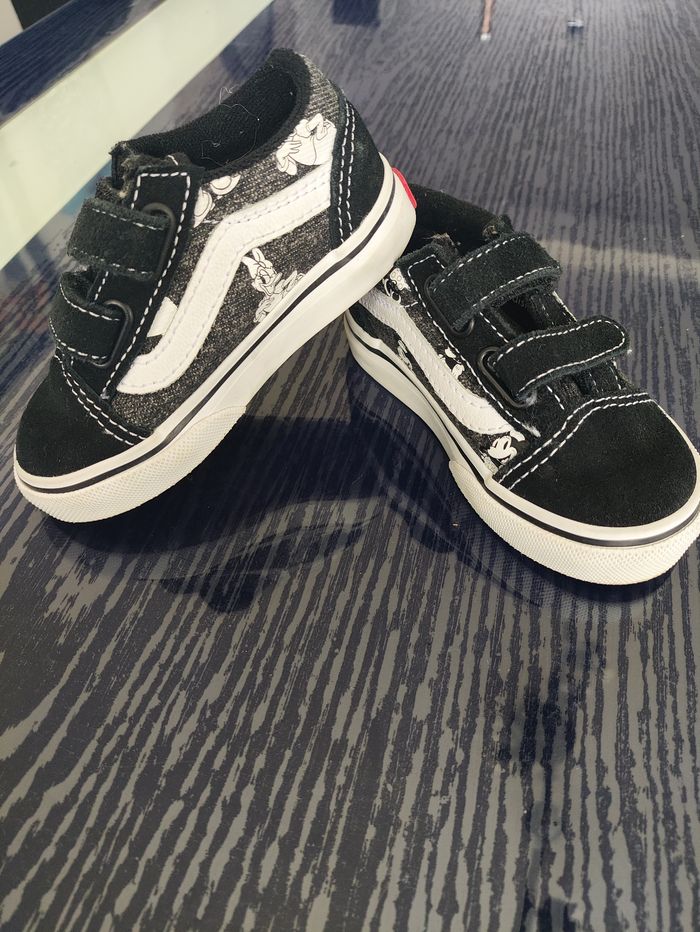 Baskets Vans x Disney noires