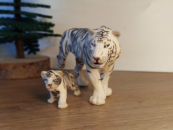 PAPO figurine tigre Tigron Animal de la savane