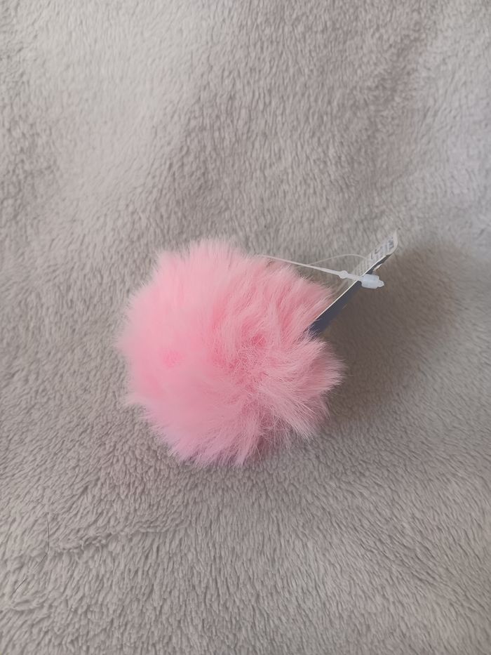 Porte clé pompon de sac