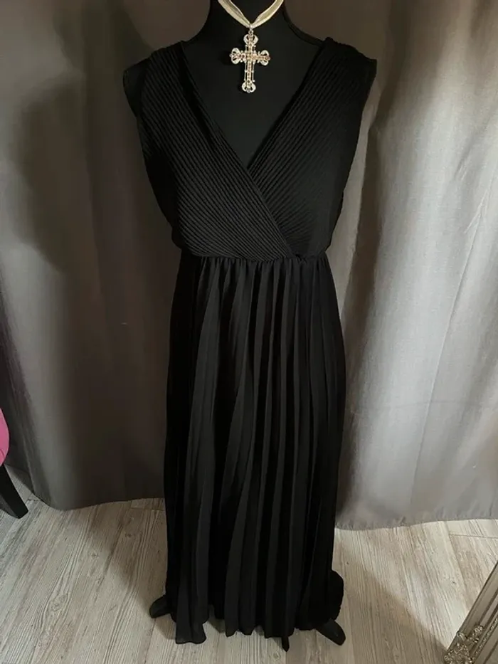 Robe longue noire