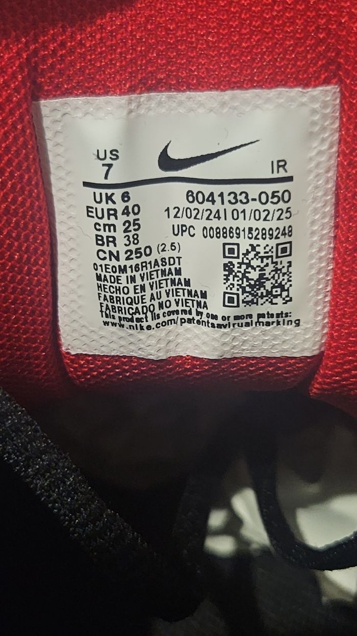 Basket nike tn neuf - photo numéro 4