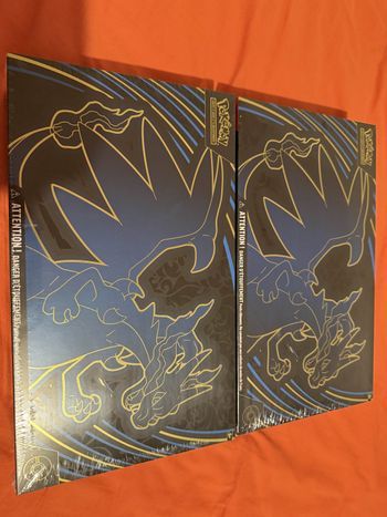 [Neuf/scellé] Pokémon - Lot de 2 UPC Dracaufeu X EX Flammes fantasmagorique ME02 avec cartes promo e