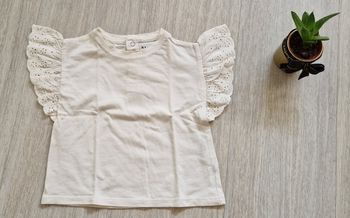 T-Shirt manches volantes T.18 mois
