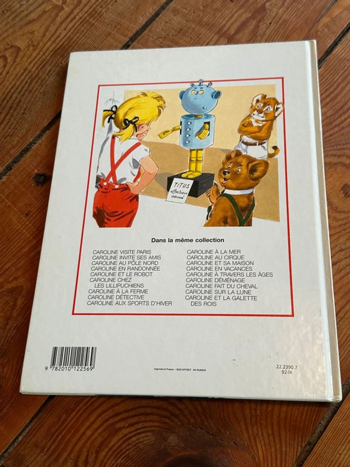 Livre très bon état Caroline et le Robot Titus Pierre Probst bd album Hachette Jeunesse - photo numéro 2