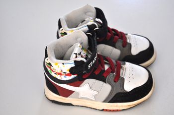 Chaussures enfant basket montante 22