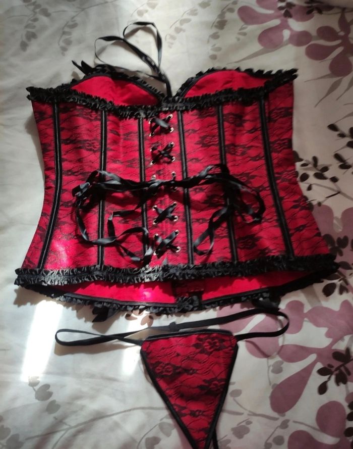 Vêtements - photo numéro 2