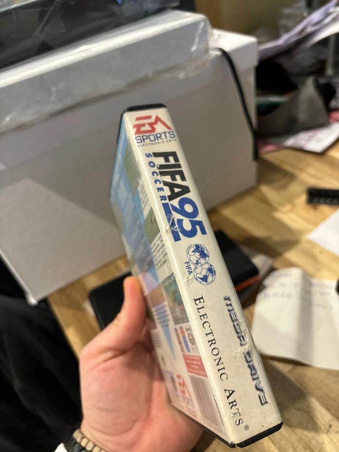 Fifa Soccer 95 - Sega Megadrive - photo numéro 3