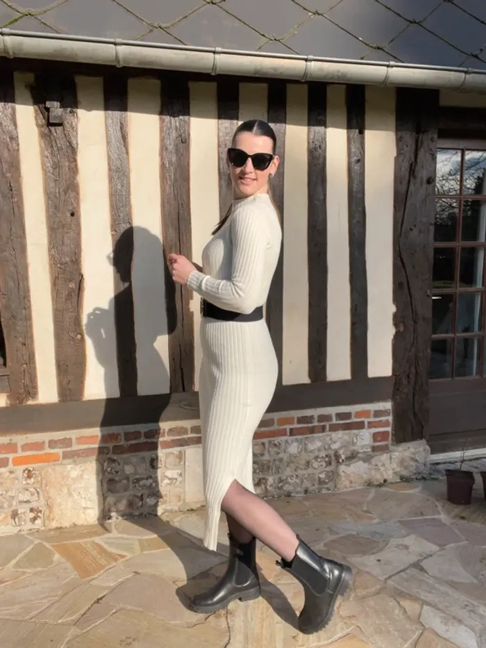 Robe maille beige - photo numéro 2