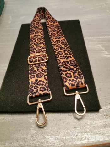 Sangle de sac tendance léopard