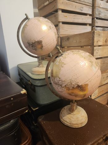 1 globe / mapmonde