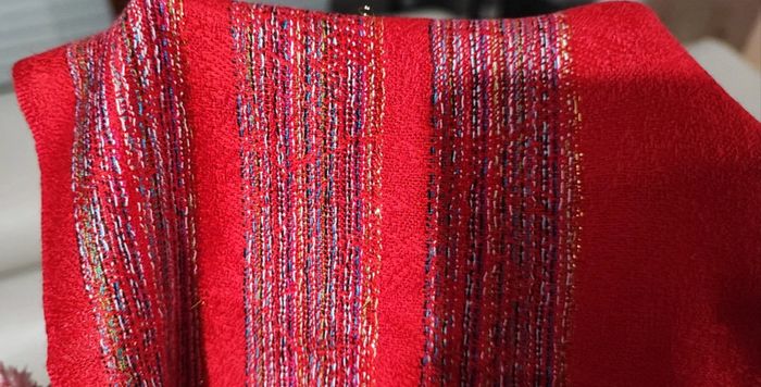 Étole rouge rayée - photo numéro 4