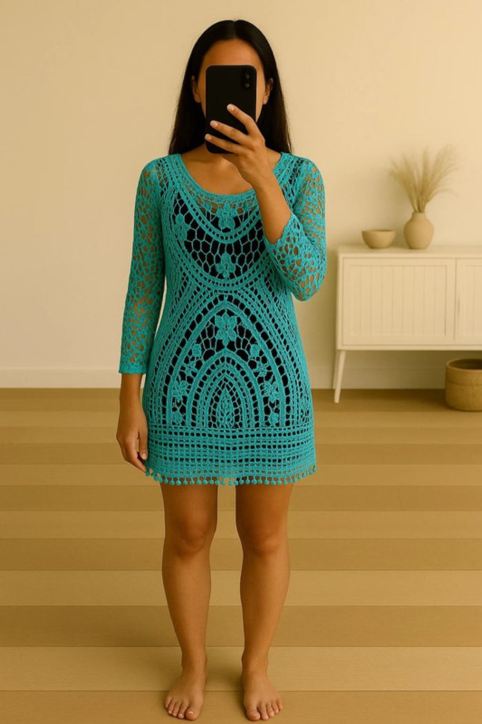 Robe de plage en crochet tricot dentelle
