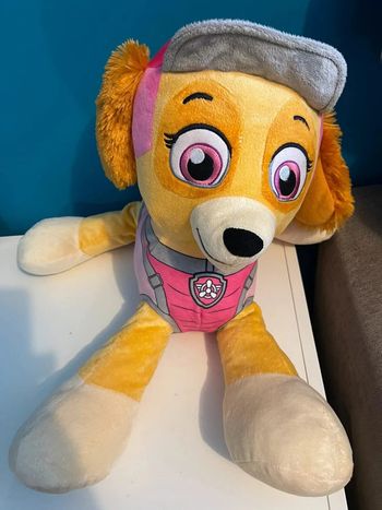Suberbe peluche Stella de la pat patrouille ( 50 cm environ )