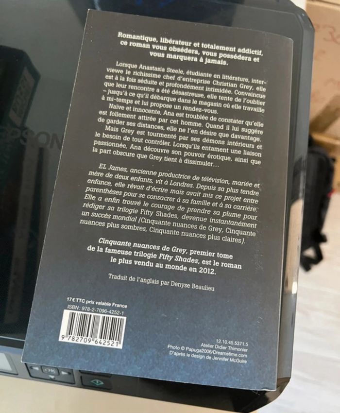 Cinquante nuances de Grey - photo numéro 2