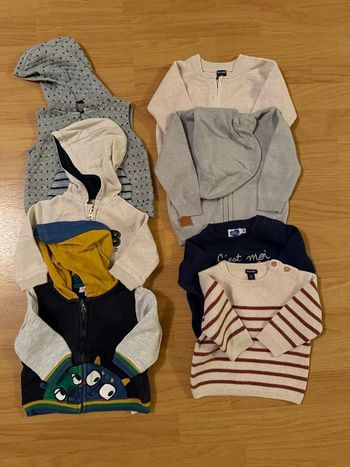 Lot 9 vêtement bébé 6 mois garçon 