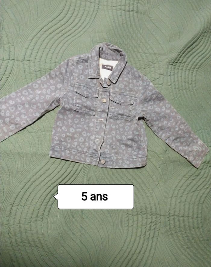 Veste en Jean Kiabi 5 ans