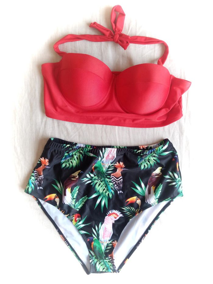 Maillot de bain deux pièces exotique