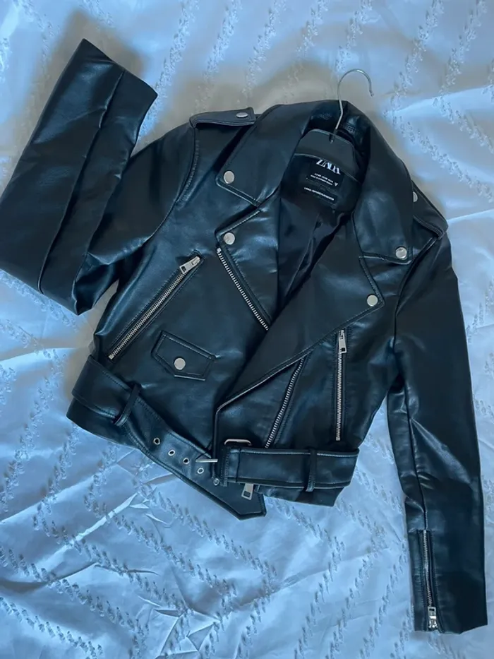 Veste Perfecto ZARA en similicuir ceinturée taille XS - photo numéro 10