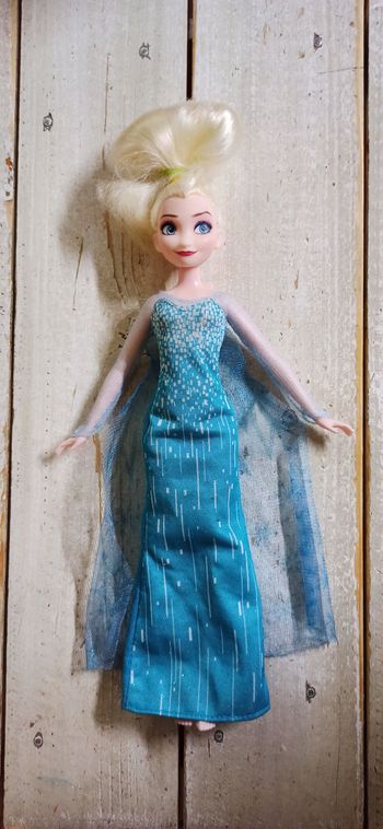 Barbie Elsa la reine des neiges