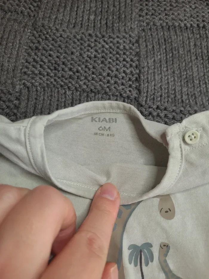 👶Tee-shirt taille 6mois-68cm👶 - photo numéro 3