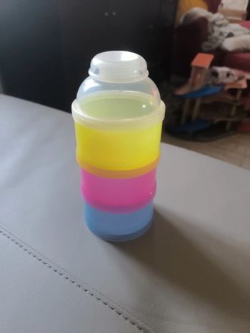 Doseur lait bébé , 3 compartiments