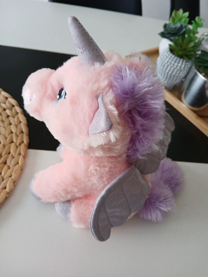 Péluche licorne Rose comme Neuve🌿🎁 - photo numéro 3